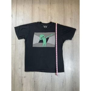 Riot Society Alien Dabbing UFO Black Graphic T-Shirt Size XL EUC FREE SHIPPING!